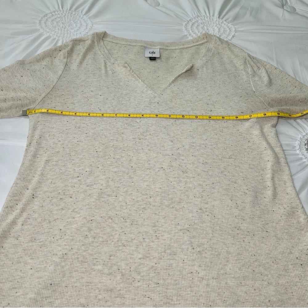 Cabi Oatmeal Color Henley V Neck Long Sleeve Top Size Small - Picture 10 of 14